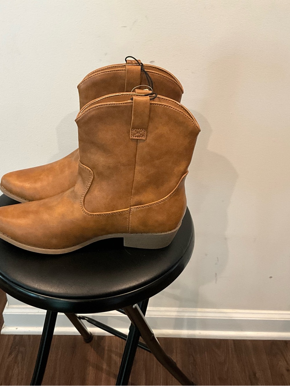 Arizona Jean Company Women's Tan Western Ankle Boots